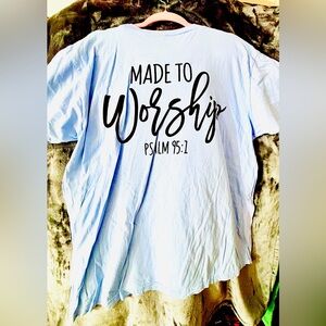 On Fire~Powder Blue T-shirt with Scripture on the Front Psalms 95:1